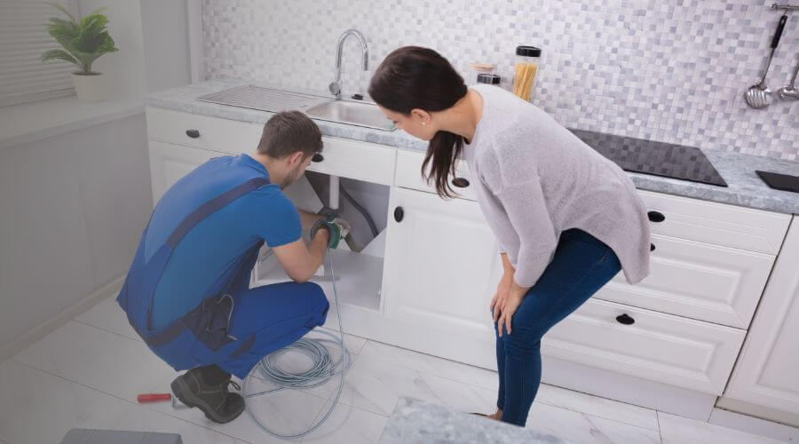 Professional Leak Detection Services in Buckner, IL